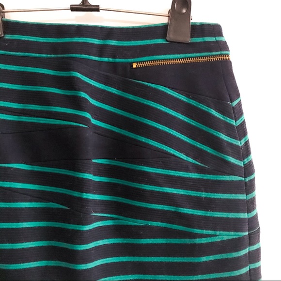 Stripe Mini Skirt LIKE NEW - Picture 8 of 13